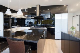 Intrahome Aria Concept 4 χρώμα Λακέ Μαύρο Γυαλιστερό έπιπλα κουζίνας 10 Μέτρα συνολικα τρέχον μέτρα Intrahome-65650221
