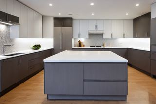 Intrahome Nova Pro 4 χρώμα Γκρι Ανοιχτό Πάνω & Δρυς Σκούρα Κάτω έπιπλα κουζίνας 10 Μέτρα συνολικα τρέχον μέτρα Intrahome-65650234