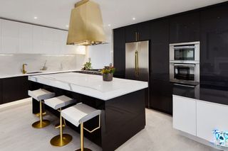 Intrahome Nova Living 4 χρώμα Ορείχαλκος & Λευκό Λακέ έπιπλα κουζίνας 10 Μέτρα συνολικα τρέχον μέτρα Intrahome-65650246