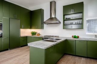 Intrahome Verona Prime 4 χρώμα Λακέ Πράσινο Δάσους έπιπλα κουζίνας 10 Μέτρα συνολικα τρέχον μέτρα Intrahome-65650452