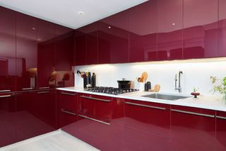 Intrahome Pearl Concept 3 χρώμα Λακέ Μπορντό έπιπλα κουζίνας 10 Μέτρα συνολικα τρέχον μέτρα Intrahome-65650461
