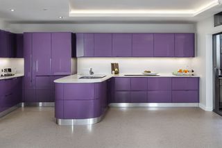 Intrahome Domus Prime 3 χρώμα Λακέ Λεβάντα έπιπλα κουζίνας 10 Μέτρα συνολικα τρέχον μέτρα Intrahome-65650612
