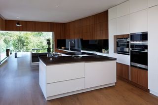 Intrahome Delphi Signature 3 χρώμα Καπλαμάς Wenge έπιπλα κουζίνας 10 Μέτρα συνολικα τρέχον μέτρα Intrahome-65650762
