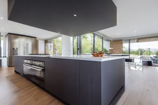 Intrahome Alkyoni Select 3 χρώμα Μαύρο Ματ Πάνω & Δρυς Κάτω έπιπλα κουζίνας 10 Μέτρα συνολικα τρέχον μέτρα Intrahome-65650823