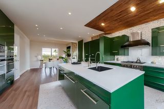 Intrahome Olympia Modern 3 χρώμα Λακέ Πράσινο Δάσους έπιπλα κουζίνας 10 Μέτρα συνολικα τρέχον μέτρα Intrahome-65650904