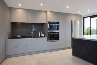 Intrahome Valencia Select 3 χρώμα Εφέ Τσιμέντου έπιπλα κουζίνας 10 Μέτρα συνολικα τρέχον μέτρα Intrahome-65650983