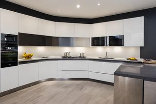 Intrahome Valencia Prime 3 χρώμα Γυαλιστερό Ανοξείδωτο έπιπλα κουζίνας 10 Μέτρα συνολικα τρέχον μέτρα Intrahome-65650992