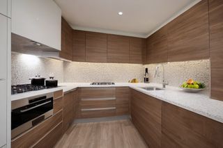 Intrahome Urban Prime 3 χρώμα Καπλαμάς Φράξος Λευκαρισμένος έπιπλα κουζίνας 10 Μέτρα συνολικα τρέχον μέτρα Intrahome-65651172