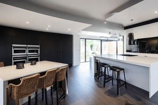Intrahome Harmony Living 3 χρώμα Μαύρο Μεταλλικό Ματ έπιπλα κουζίνας 10 Μέτρα συνολικα τρέχον μέτρα Intrahome-65651186