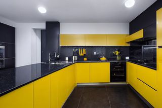 Intrahome Bella Studio 2 χρώμα Λακέ Μουσταρδί έπιπλα κουζίνας 10 Μέτρα συνολικα τρέχον μέτρα Intrahome-65651580