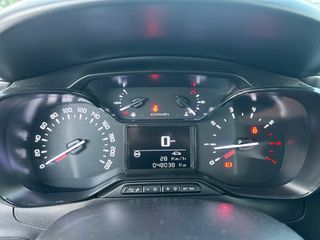 Citroen C3 2018 1.2 PURETECH 82 FEEL-thumb-11