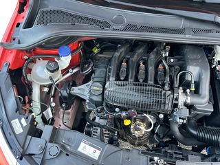 Citroen C3 2018 1.2 PURETECH 82 FEEL-thumb-17