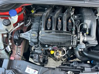 Citroen C3 2018 1.2 PURETECH 82 FEEL-thumb-18