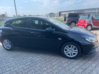 Opel Astra 2016-thumb-3