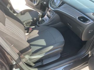 Opel Astra 2016-thumb-19