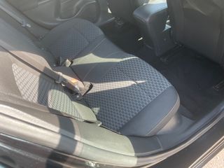Opel Astra 2016-thumb-21