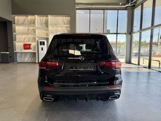 Mercedes-Benz GLB 220 2020-thumb-2