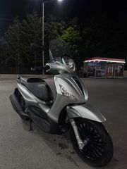 Piaggio Beverly 300 2018 BEVERLY 300 S