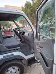 Mitsubishi Canter 2004-thumb-2