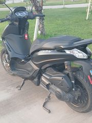 Piaggio Beverly 300 2020-thumb-1