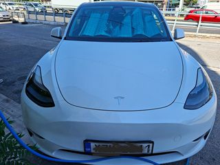 Tesla Model Y 2023 LONG RANGE DUAL MOTOR-thumb-5