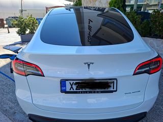 Tesla Model Y 2023 LONG RANGE DUAL MOTOR-thumb-6