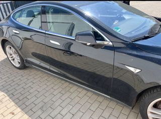 Tesla Model S 2018 75D-thumb-5