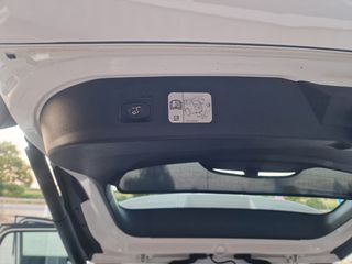 Ford Kuga 2018 ST LINE DIESEL-thumb-75