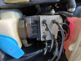 Audi A4 2000-thumb-11