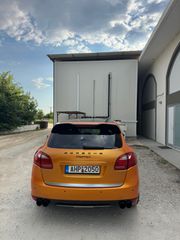 Porsche Cayenne 2012-thumb-4