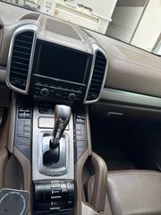 Porsche Cayenne 2012-thumb-9