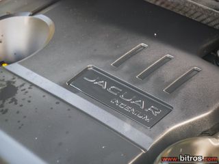 Jaguar E-Pace 2021 PANORAMA 1.5 P300E Plug In HEV 4WD R DYNAMIC SE-thumb-46