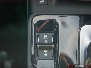 Jaguar E-Pace 2021 PANORAMA 1.5 P300E Plug In HEV 4WD R DYNAMIC SE-thumb-18