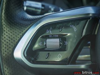 Jaguar E-Pace 2021 PANORAMA 1.5 P300E Plug In HEV 4WD R DYNAMIC SE-thumb-25