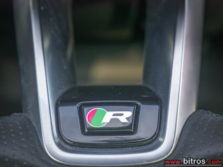 Jaguar E-Pace 2021 PANORAMA 1.5 P300E Plug In HEV 4WD R DYNAMIC SE-thumb-26