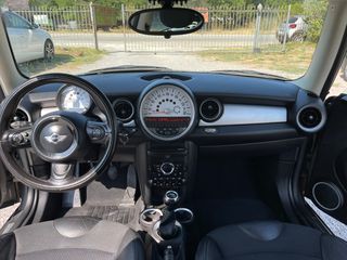 Mini Clubman 2011 CLUBMAN-thumb-11