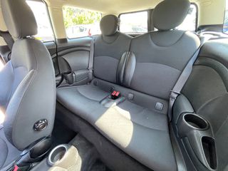 Mini Clubman 2011 CLUBMAN-thumb-23