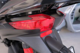 Piaggio MP3 300 LT 2019 MP3 300 LT HPE-thumb-8