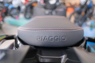 Piaggio MP3 300 LT 2019 MP3 300 LT HPE-thumb-32