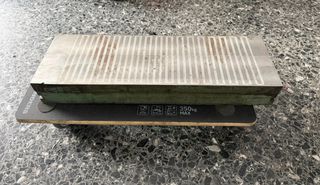 Μαγνητικό τραπέζι 630x200mm