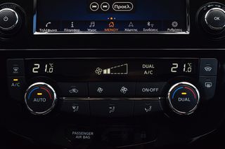 Nissan Qashqai 2020 1.7 dCi N-CONNECTA 4X4 AUTO PAN/AMA ΘΕΡΜ/NA 360 CAM F.LIFT-thumb-26