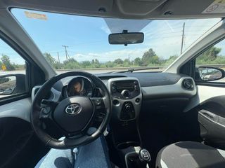 Toyota Aygo 2016-thumb-10