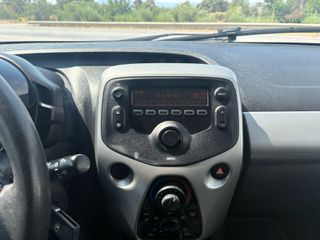 Toyota Aygo 2016-thumb-13