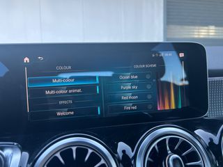 Mercedes-Benz GLB 200 2020 ΕΛΛΗΝΙΚΟ PANORAMA ΔΕΡΜΑ AMBIENT FULL SERVICE-thumb-26