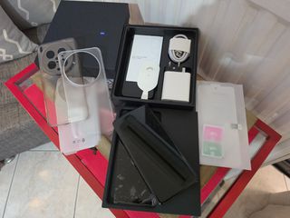 Vivo x200 ultra 16/512 μαυρο με ολα τα παρελκομενα του κουτι αποδειξη αγορας εγγυηση.ΤΕΛΙΚΗ ΤΙΜΗ ΧΩΡΙΣ ΑΝΤΑΛΛΑΓΕΣ ΠΑΡΑΚΑΛΩ