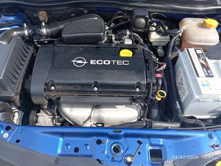 Opel Astra 2006 GTC 1.6 SPORT 115HP-thumb-6