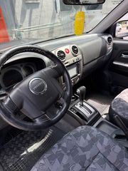 Isuzu D-Max 2010-thumb-6
