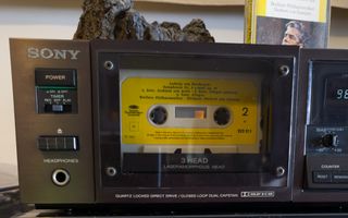 Sony Stereo Cassette Deck TC-K555 ESII-thumb-3