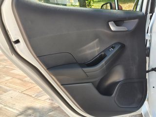 Ford Fiesta 2018-thumb-55