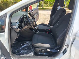 Ford Fiesta 2018-thumb-31
